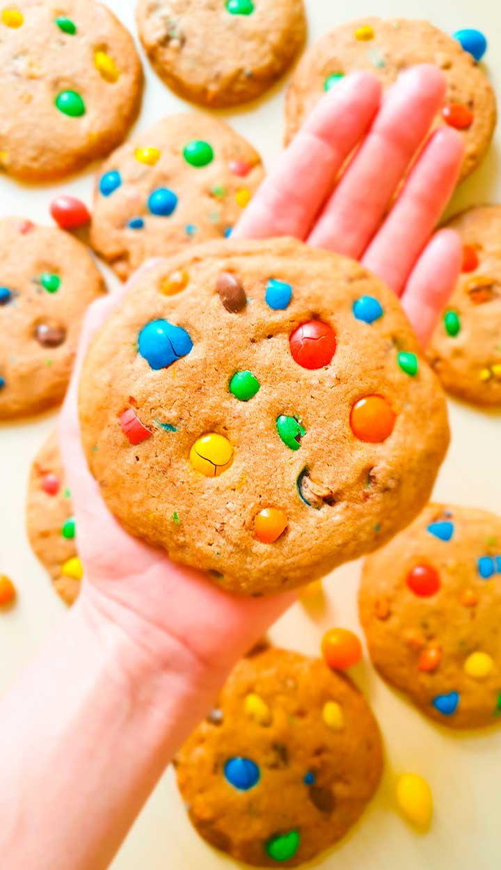 m&m cookie